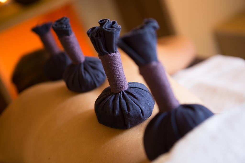 Hacienda Zorita Wine Hotel & Spa Valverdón Zewnętrze zdjęcie Thai herbal compress